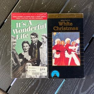 2 CHRISTMAS Movies Its a Wonderful Life And White Christmas 🎄